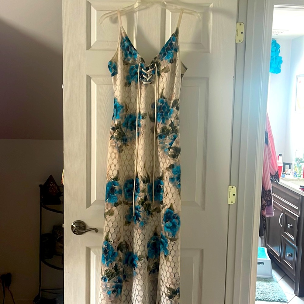 Dress with slip and tip up